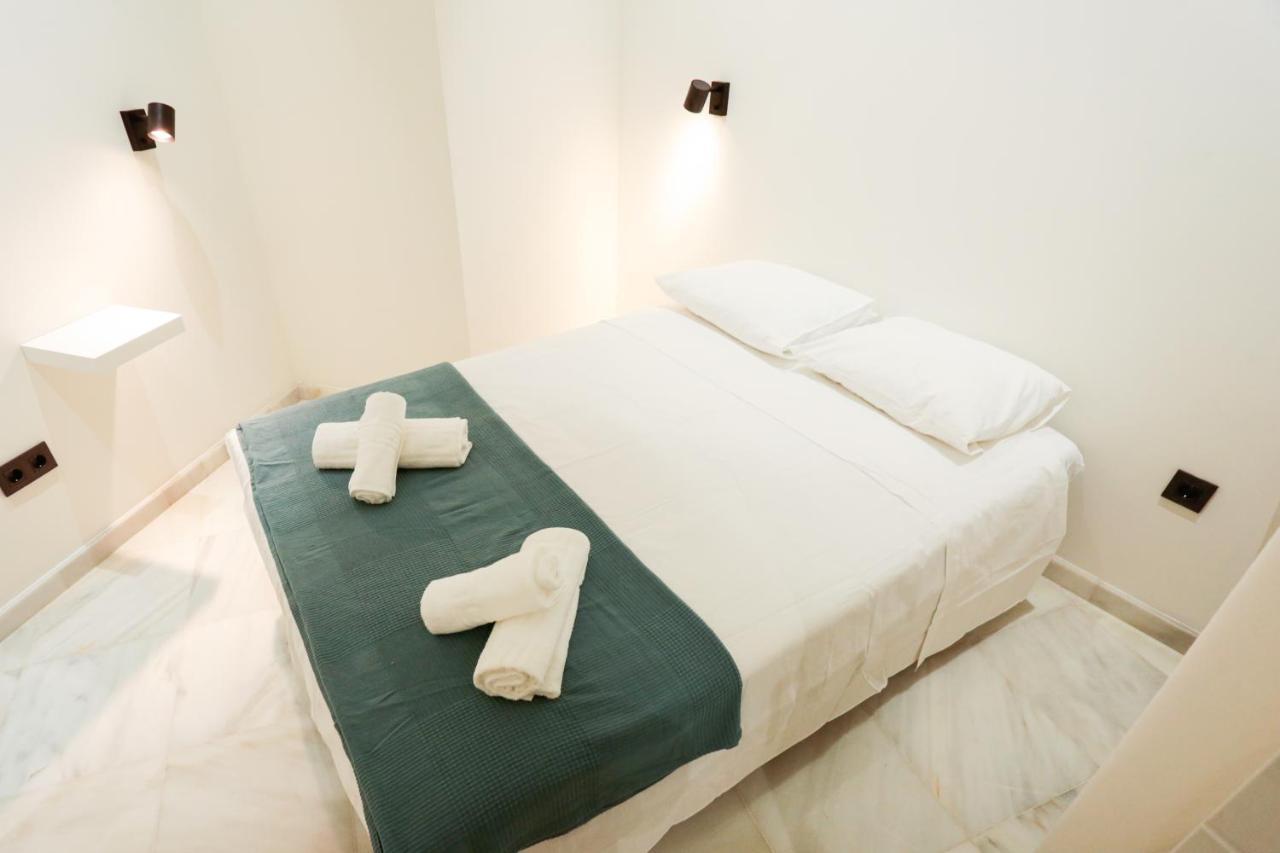 Monkeys Apartments Cervantes Seville Luaran gambar