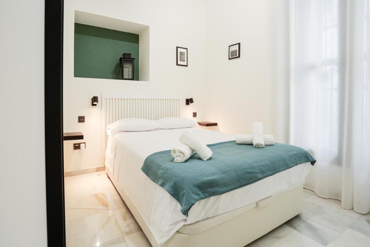 Monkeys Apartments Cervantes Seville Luaran gambar