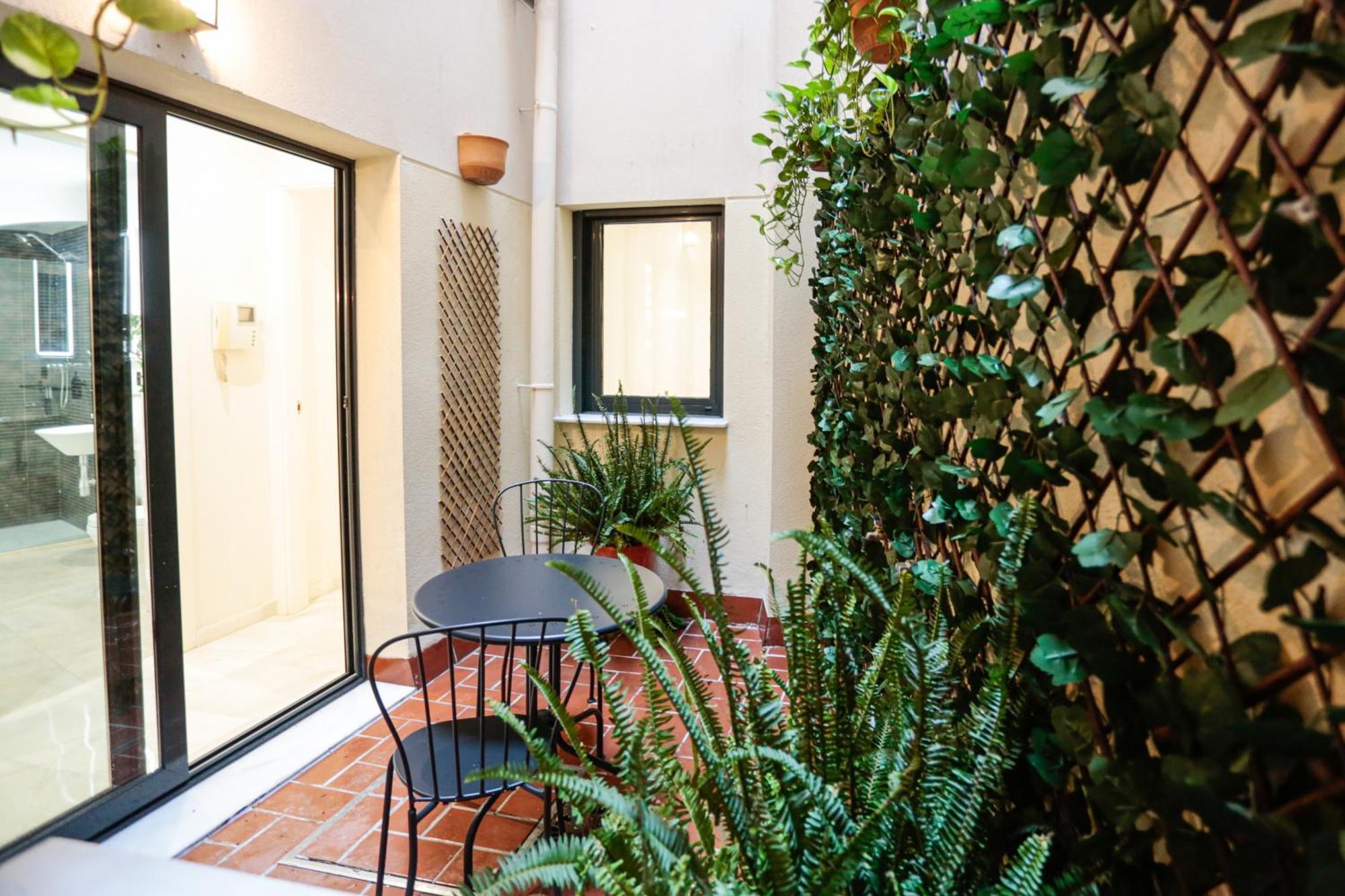 Monkeys Apartments Cervantes Seville Luaran gambar